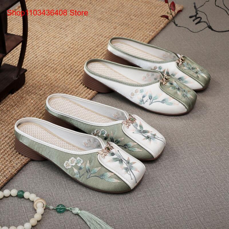 شباشب مطرزة جديدة للمنزل، أحذي - مراجعة The Ethnic Fashion وسعره